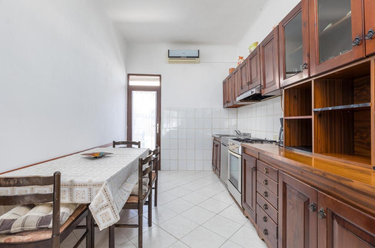 Apartment Ana Fažana エクステリア 写真