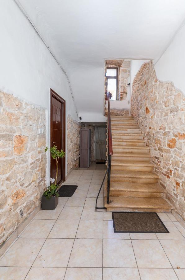 Apartment Ana Fažana エクステリア 写真