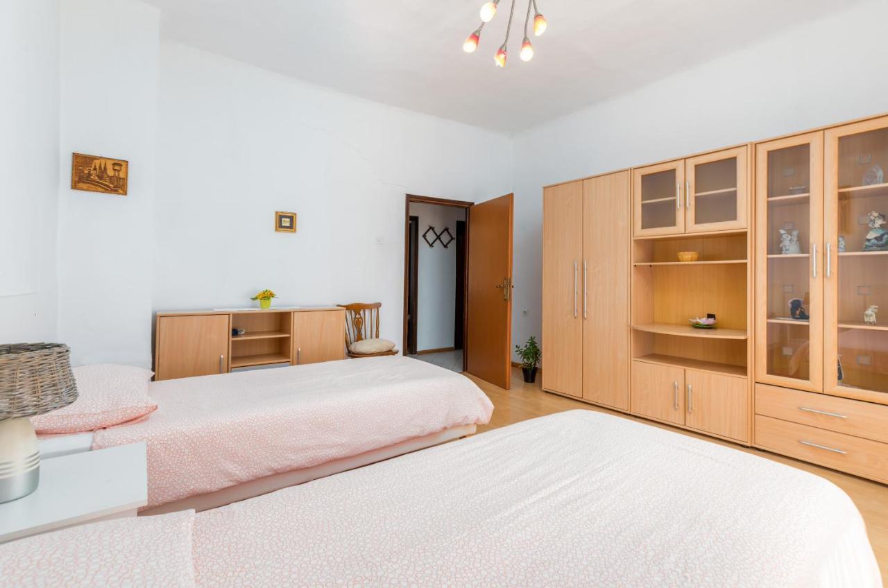 Apartment Ana Fažana エクステリア 写真