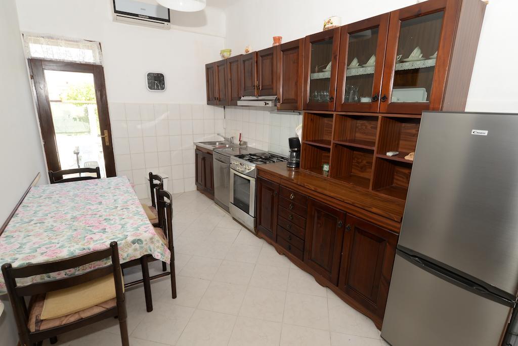 Apartment Ana Fažana 部屋 写真